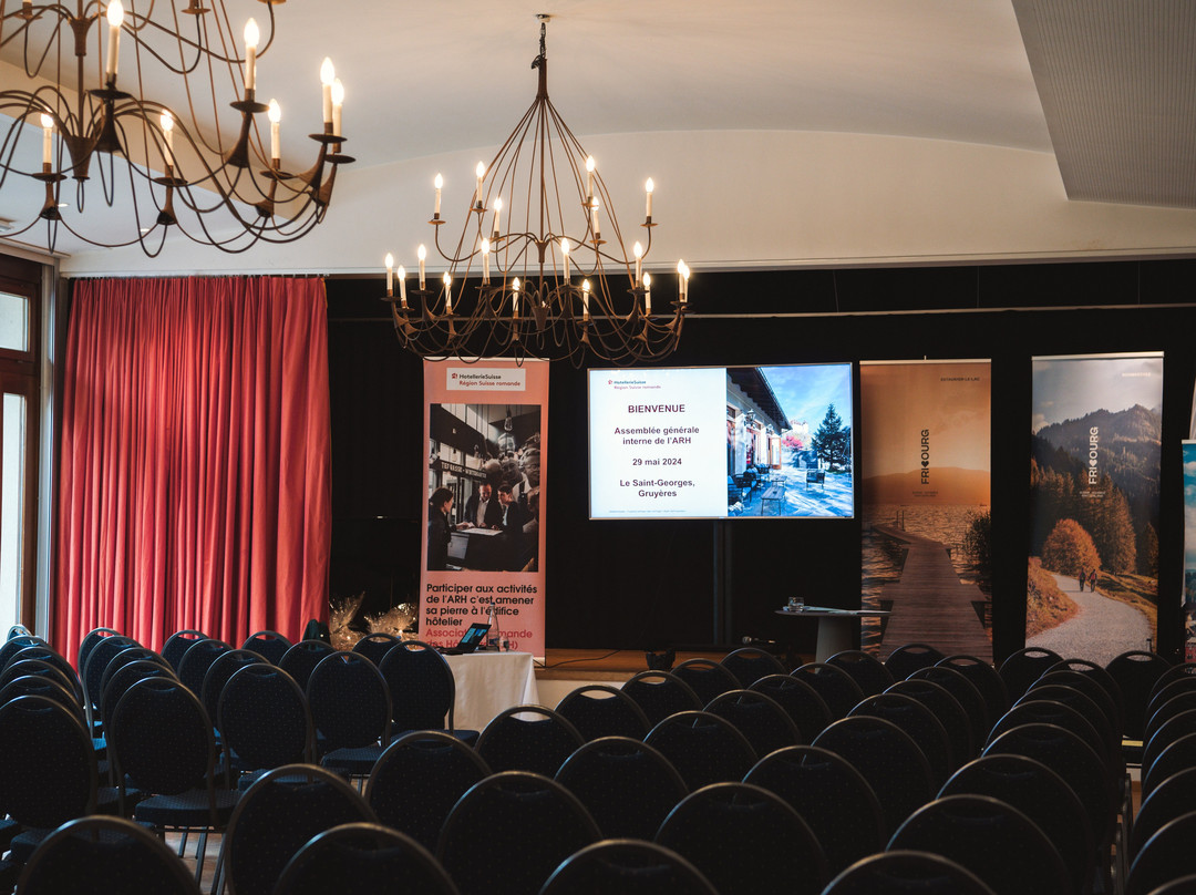 Le Saint Georges - Gruyères, Switzerland主图