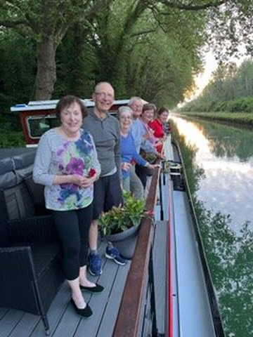 Serenity Barge-兰斯必去景点