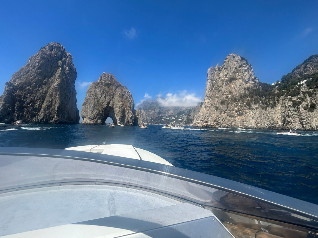 Il Canto del Mare Charter-马奥莱必去景点