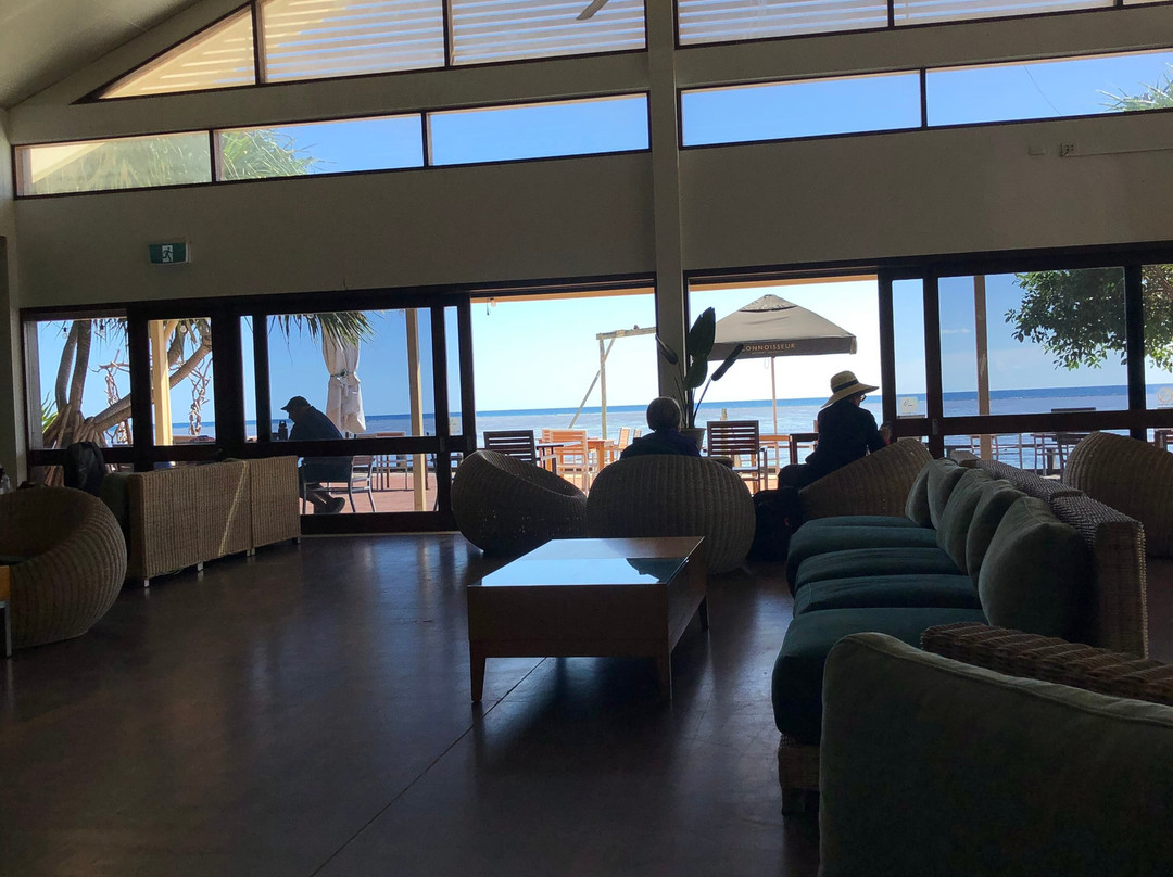 海伦岛酒店主图