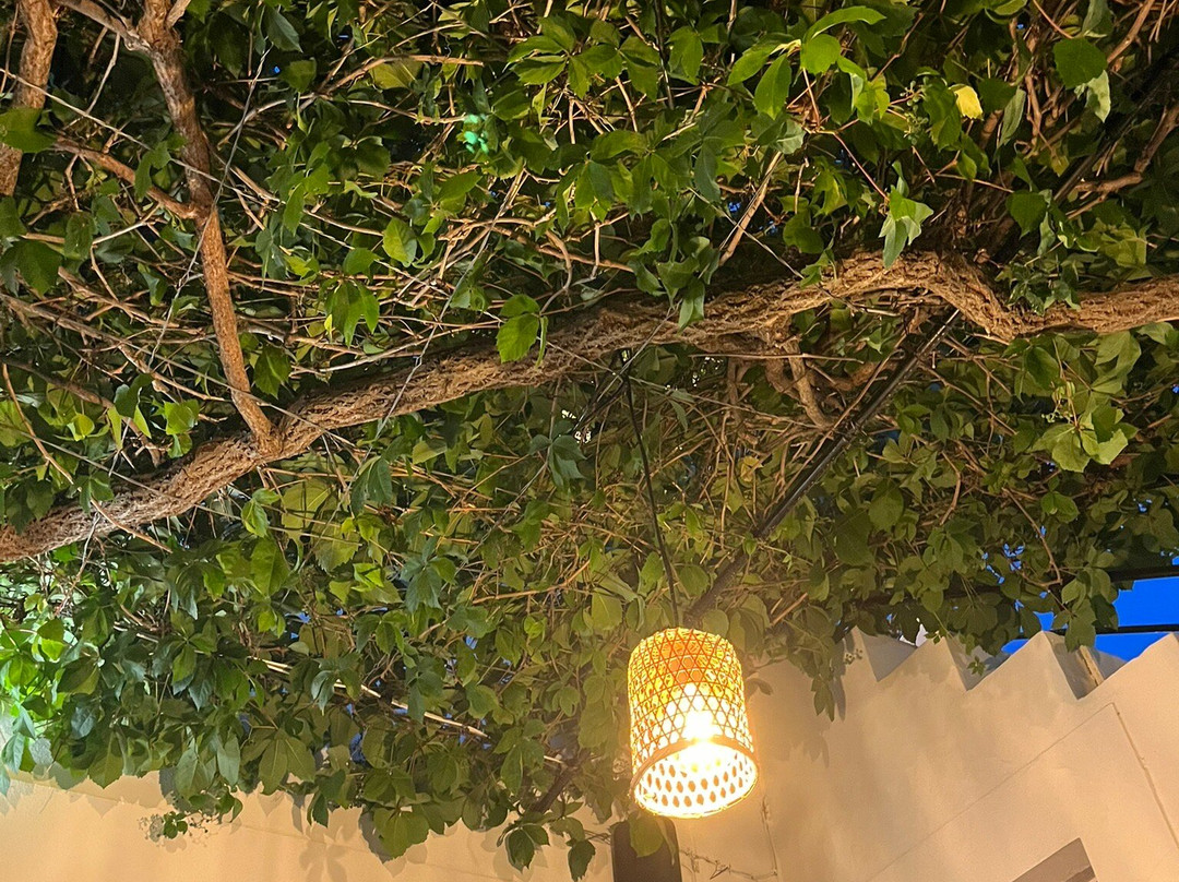 Kali Strata Restaurant