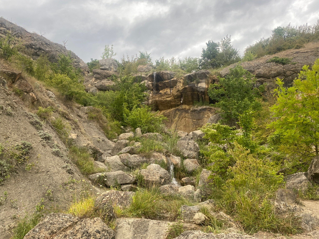 Arpat Waterfalls-Zelenohir'ya必去景点
