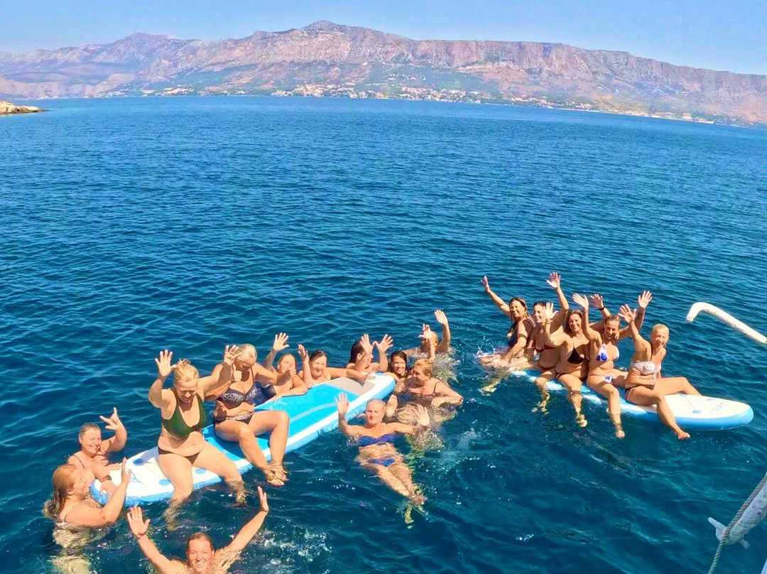 Sailing Yacht Issa-Jesenice必去景点