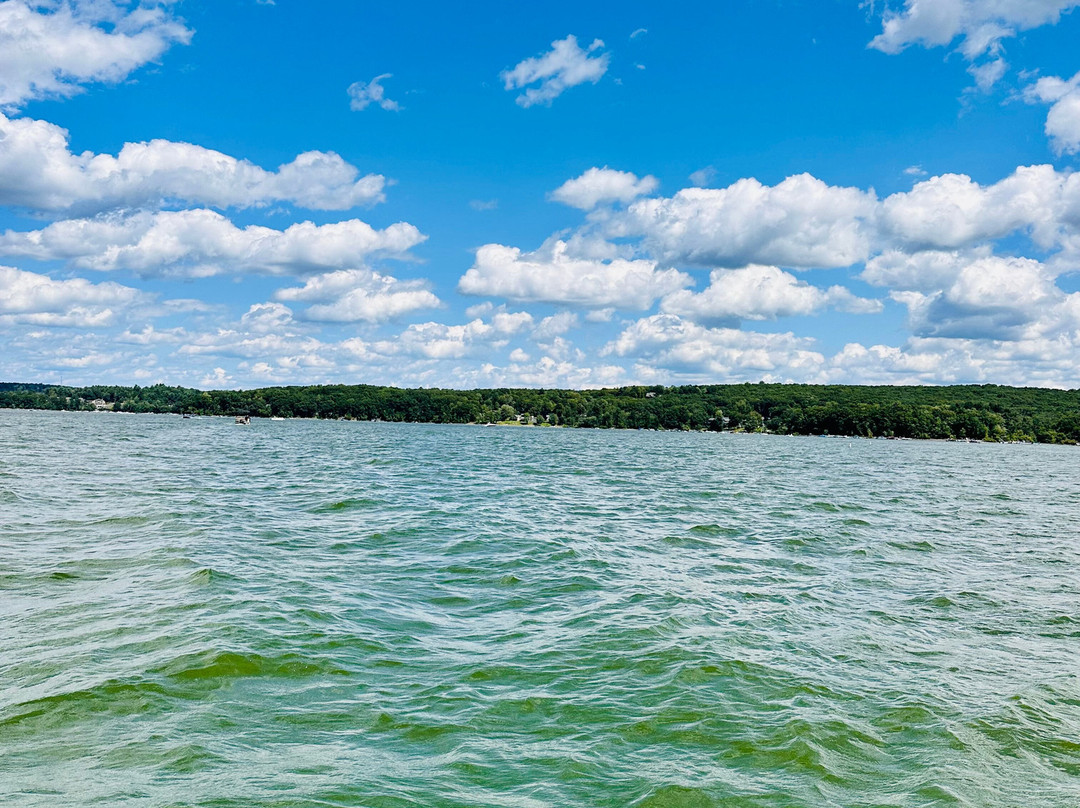 Wallenpaupack Boat Tours & Rentals-霍利必去景点