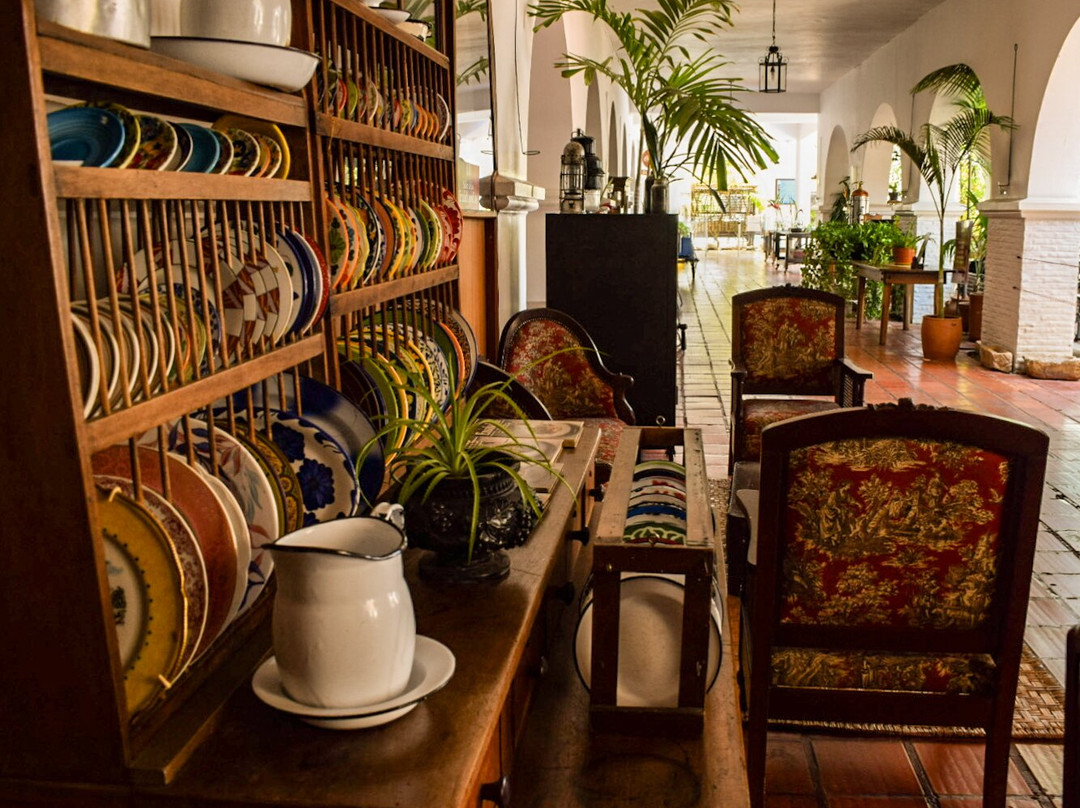 Hotel Mariscal Robledo主图