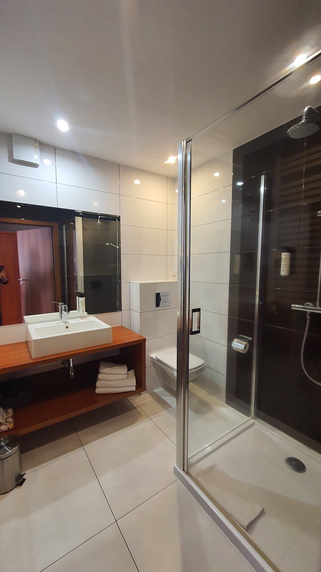 Hotel Konradówka Wellnes & SPA-浴室