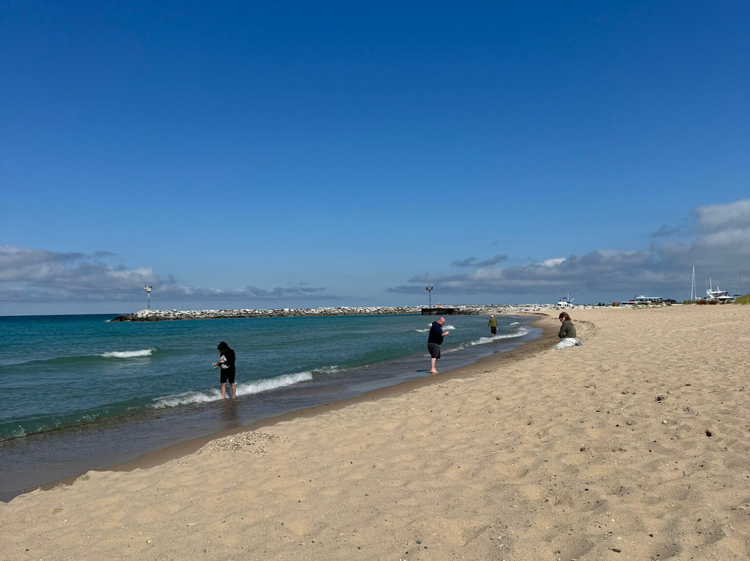 Van's Beach景点图片