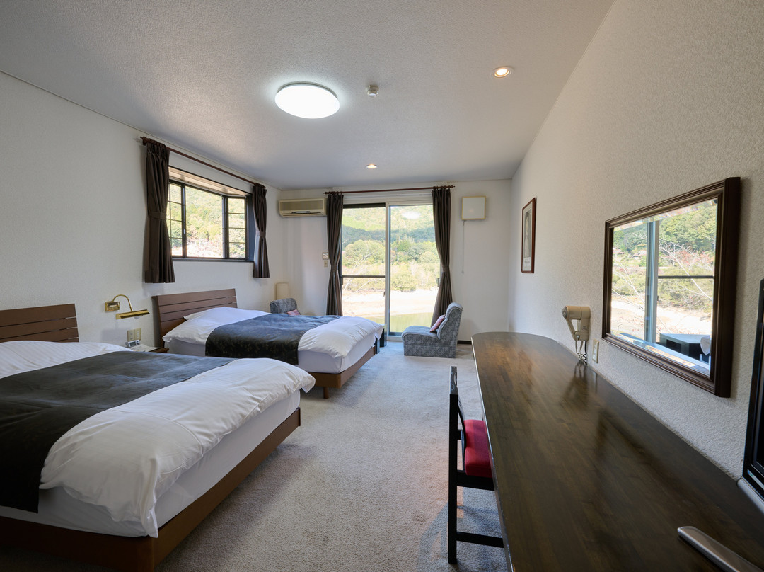 Hotel Hakuryuko Resort主图