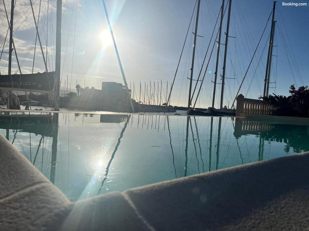 Atlantis Hotel