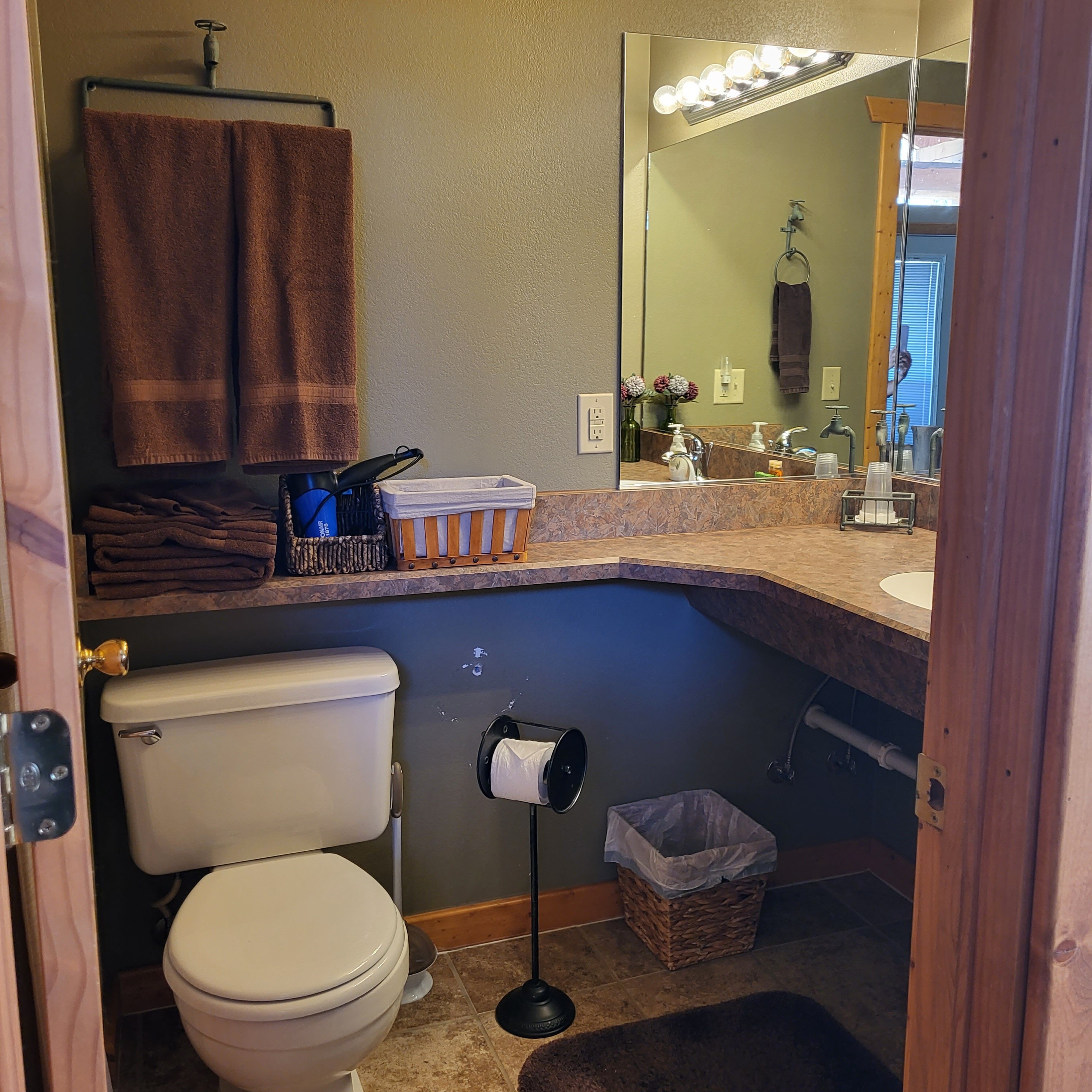 Buffalo Peaks Lodge-浴室