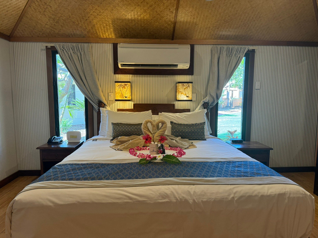 蓝色套房酒店主图