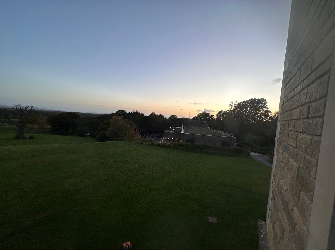South Lodge Hotel & Spa主图