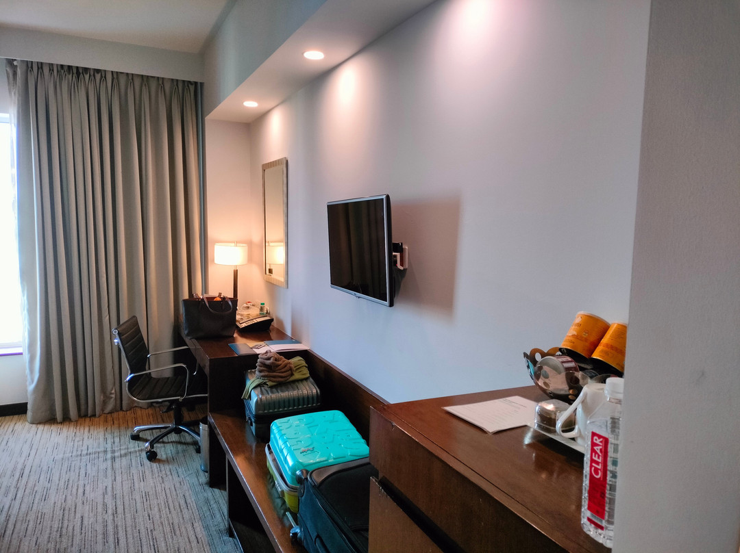 浦那福朋喜来登喜來登酒店及服务式公寓主图