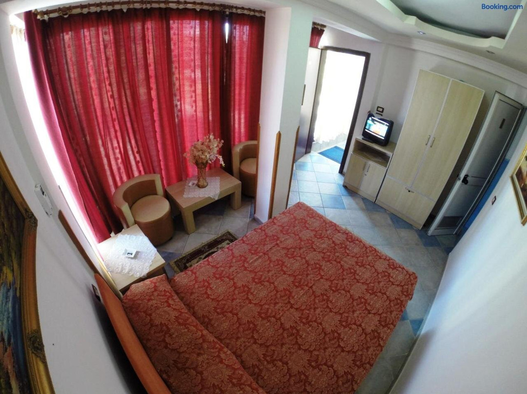 Old Shtoj酒店住宿-Hotel Ideal