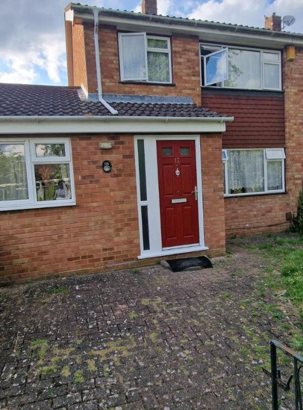 Practical Living Home- Perfect for Contractors, Families and Groups