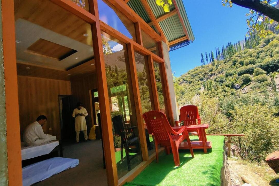 Chogho Sar Huts And Camping Point