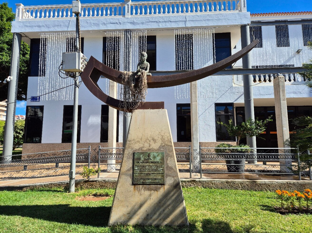 Boy Fishing Statue