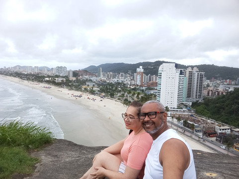 德尔芬冲浪酒店主图