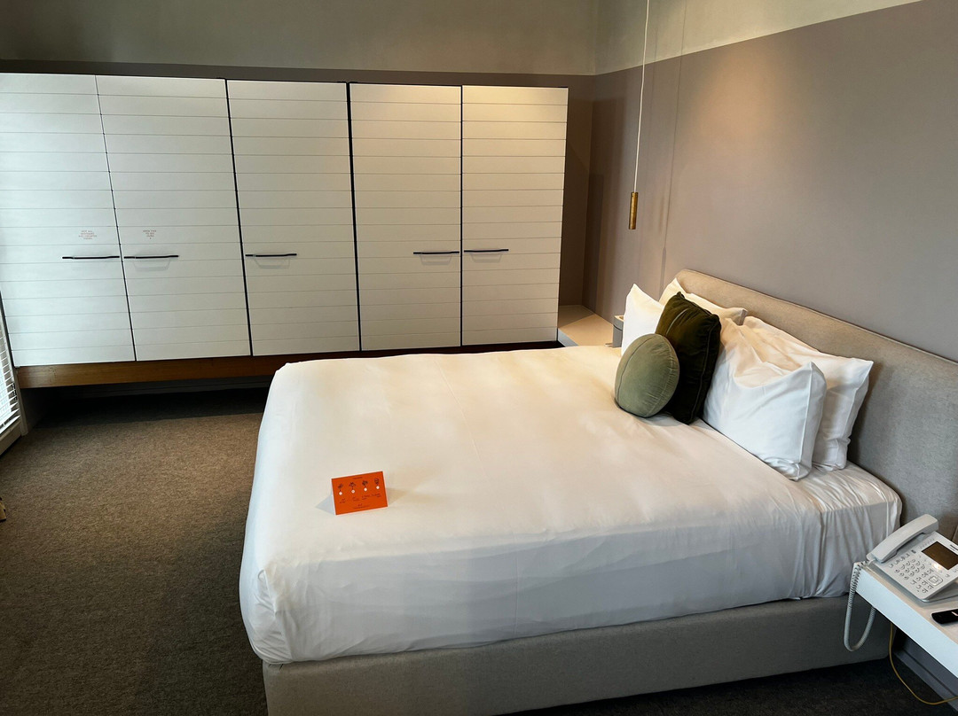 王子大饭店主图