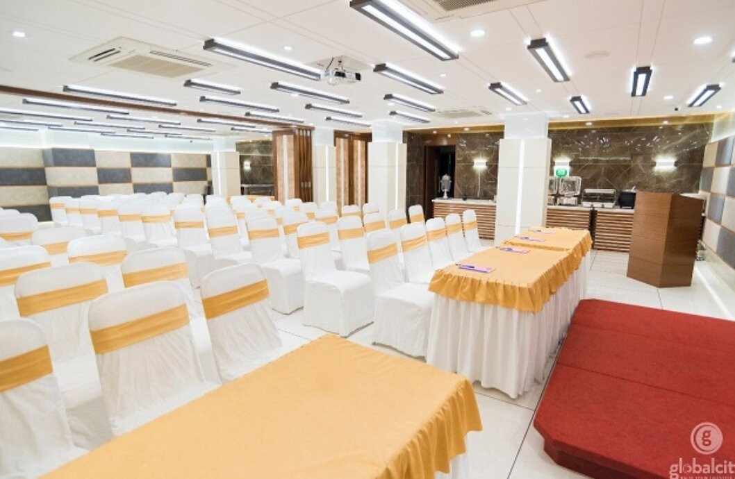 Hotel Orange International主图