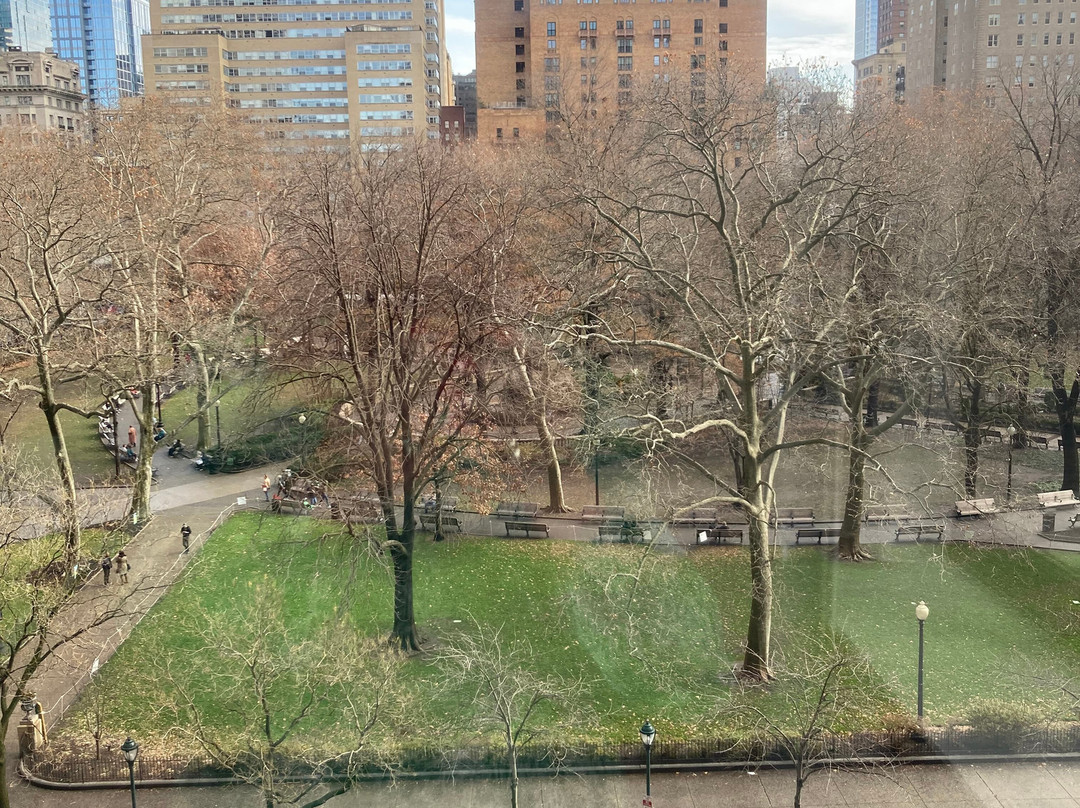 里滕豪斯酒店主图