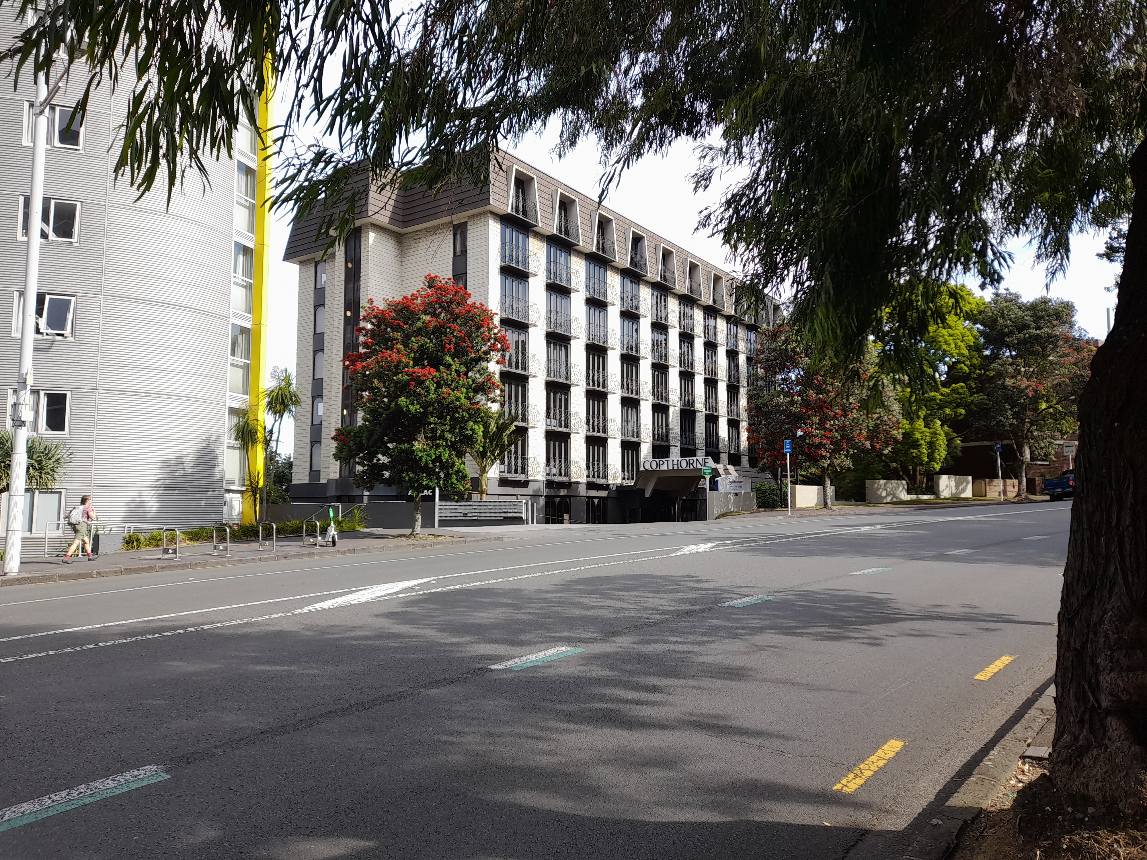 国敦澳新军团大道酒店-浴室