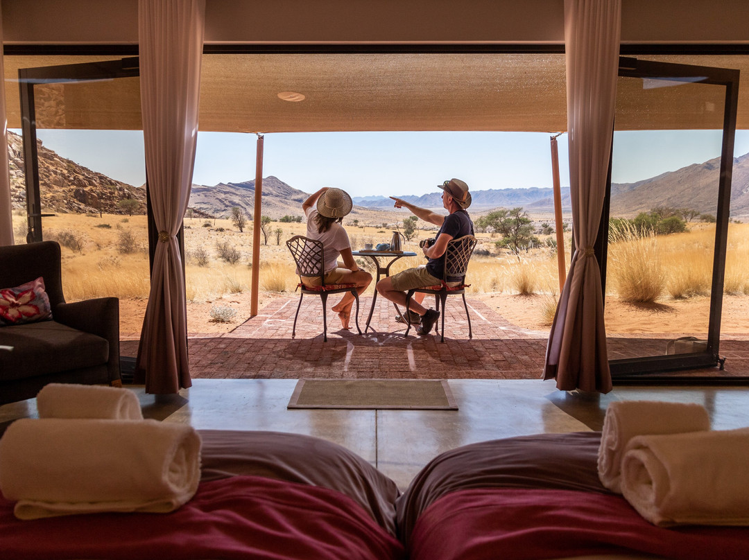 Barkhan Dune Retreat主图