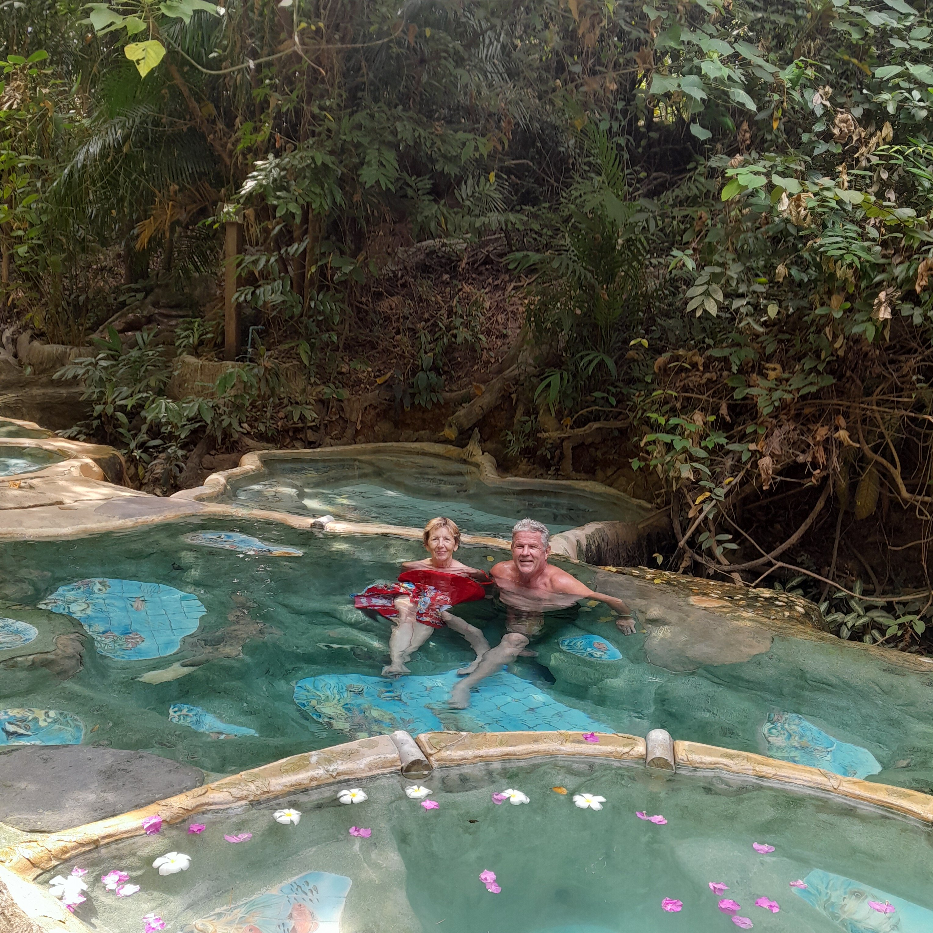 Wareerak Hot Spring & Wellness-泳池
