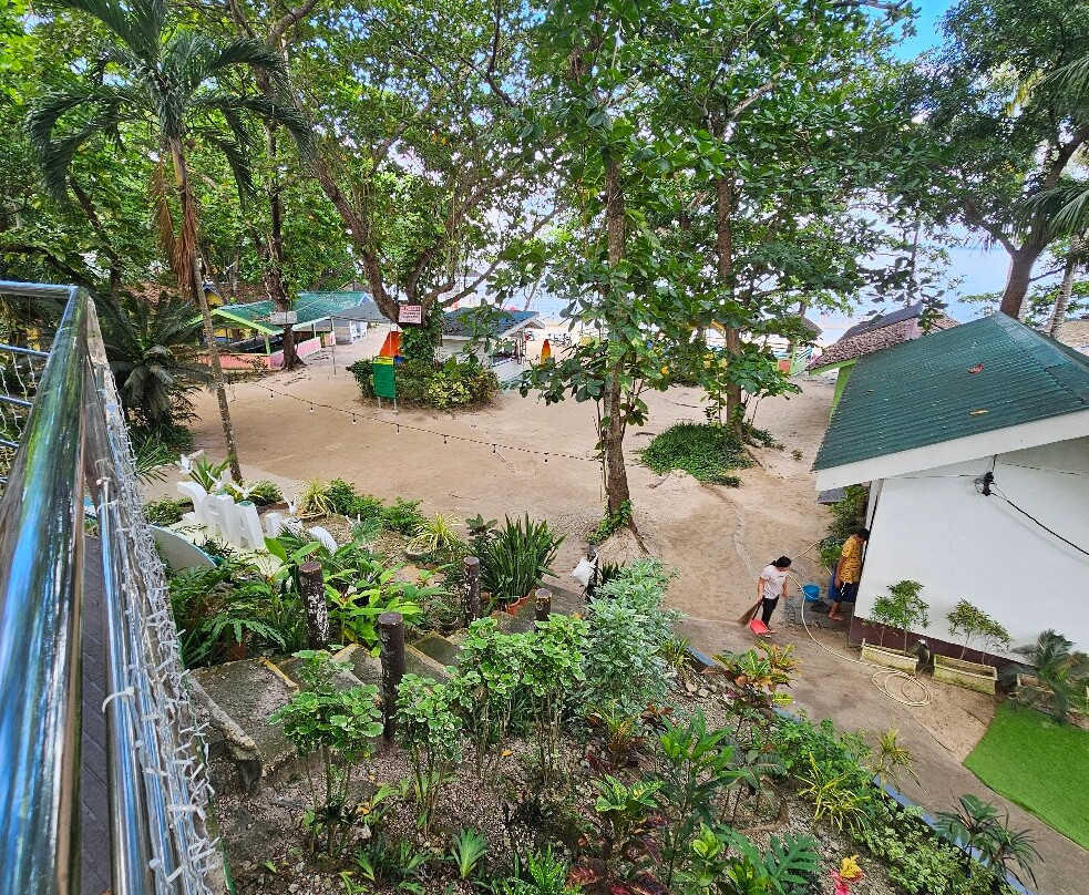 Don Arc White Beach Resort景点图片