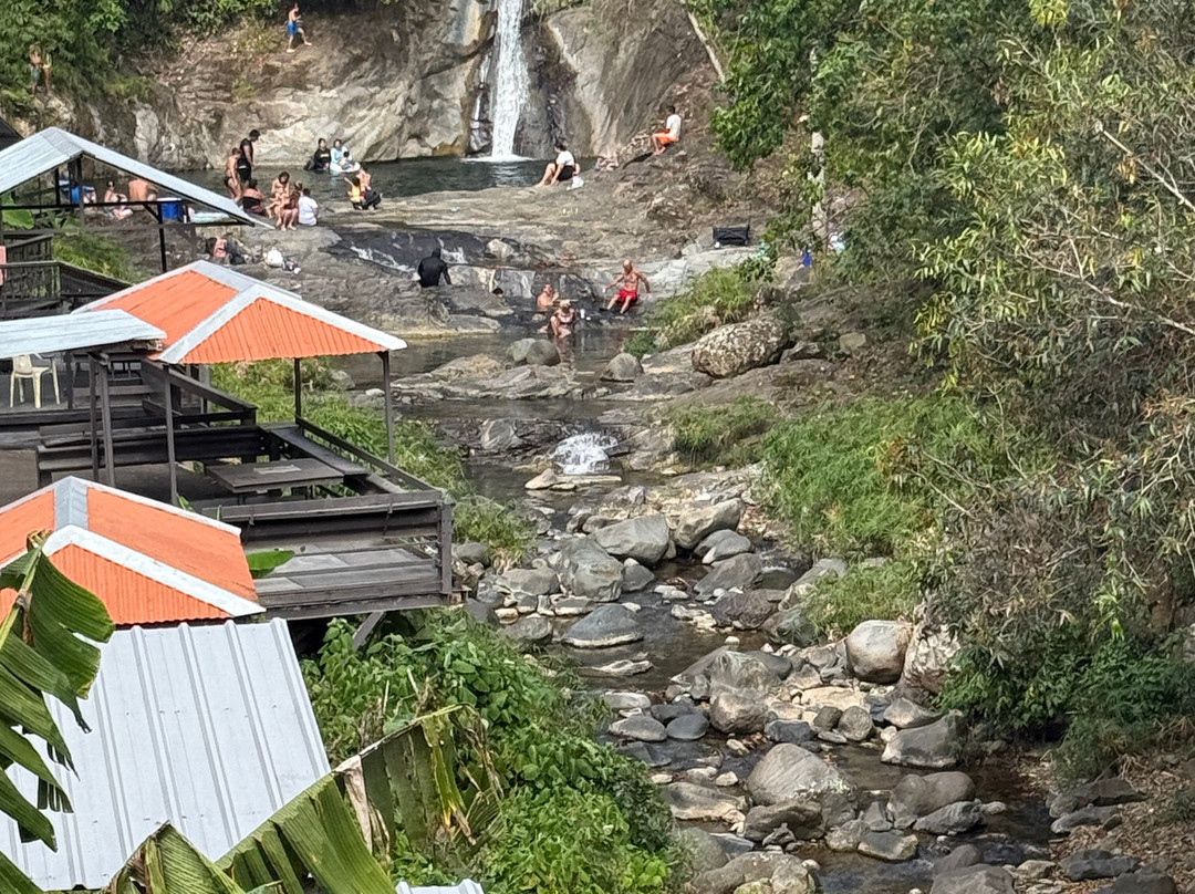 Catarata Salto de Collores-Juana Diaz必去景点