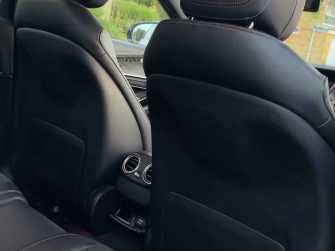 AAA Executive Cars Reading-雷丁必去景点