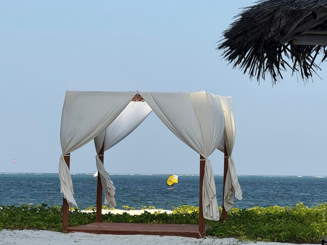 Amani Boutique Hotel主图