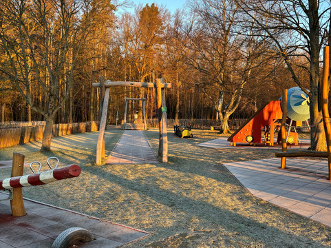 Spielplatz Luftschiff-开姆尼斯必去景点