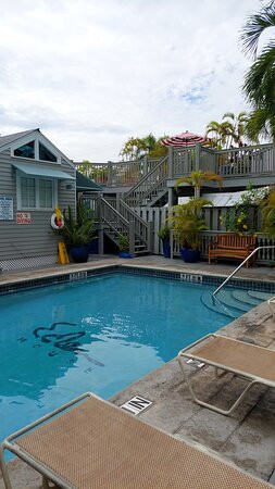 伊甸园酒店主图