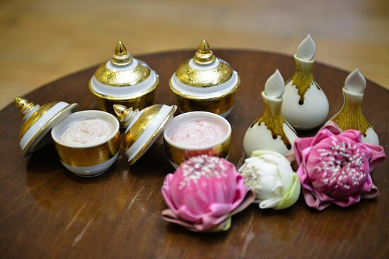 奇迹大酒店主图