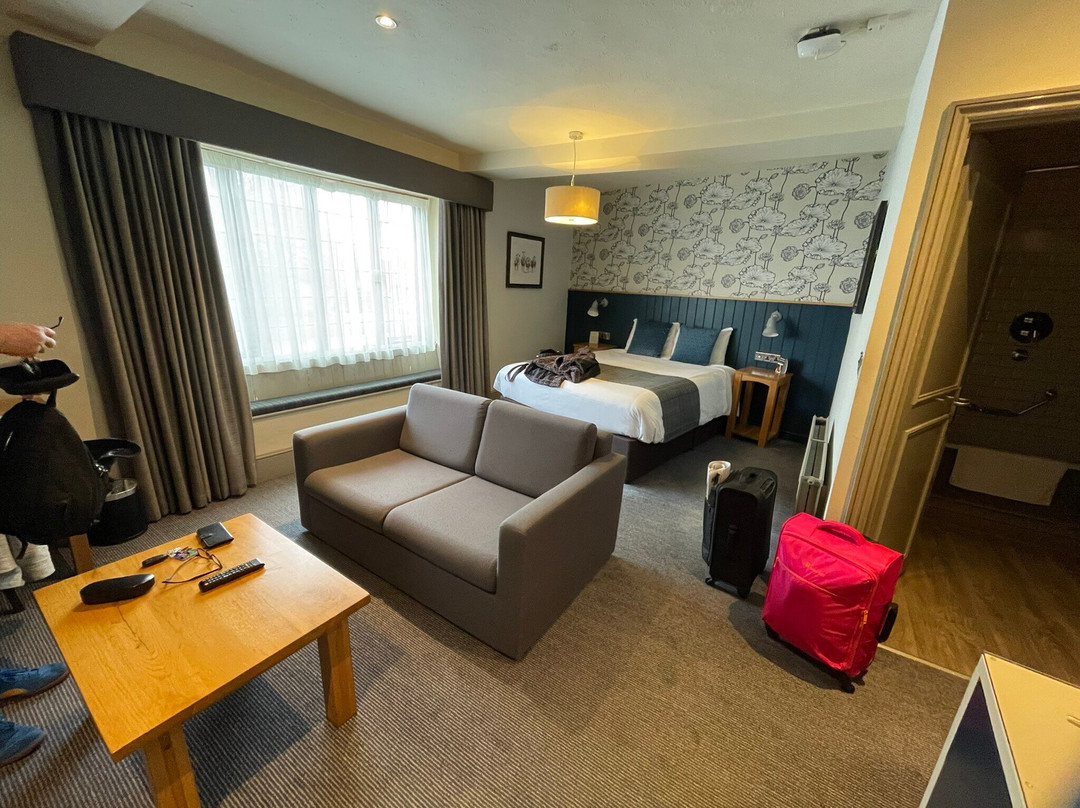 Red Lion Hotel