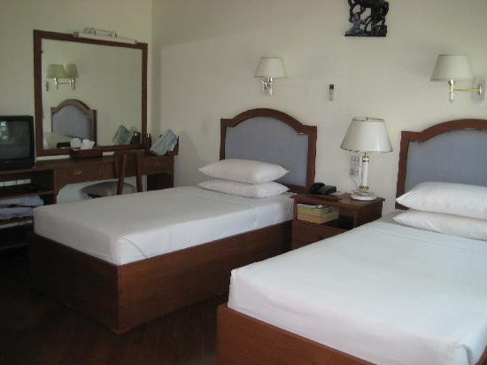 Emerald Land Hotel主图