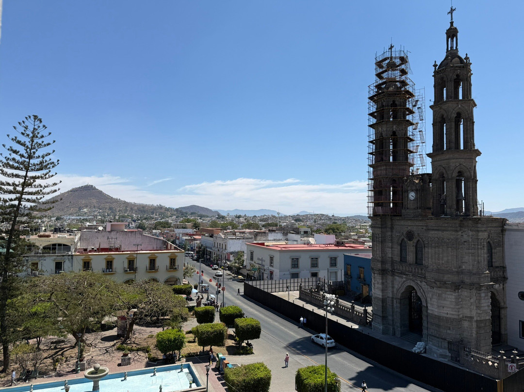 Hotel Fray Junipero Serra主图