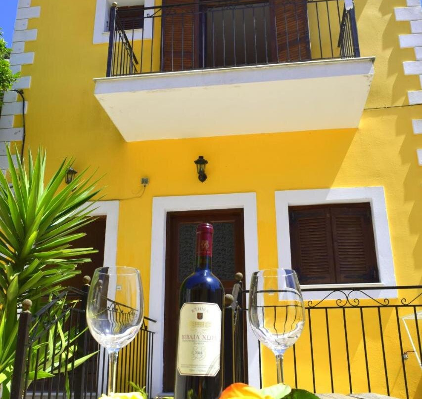 Dourios Ippos Apartments