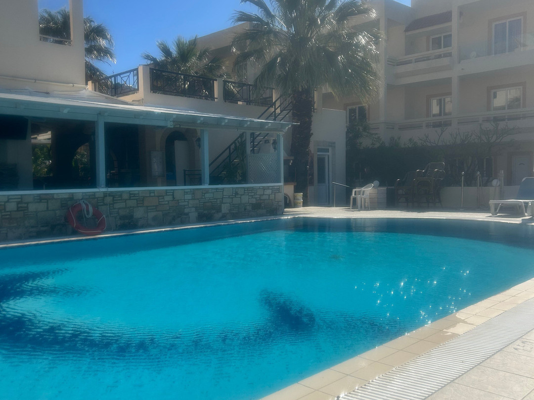 Summer Memories Hotel Apartments主图