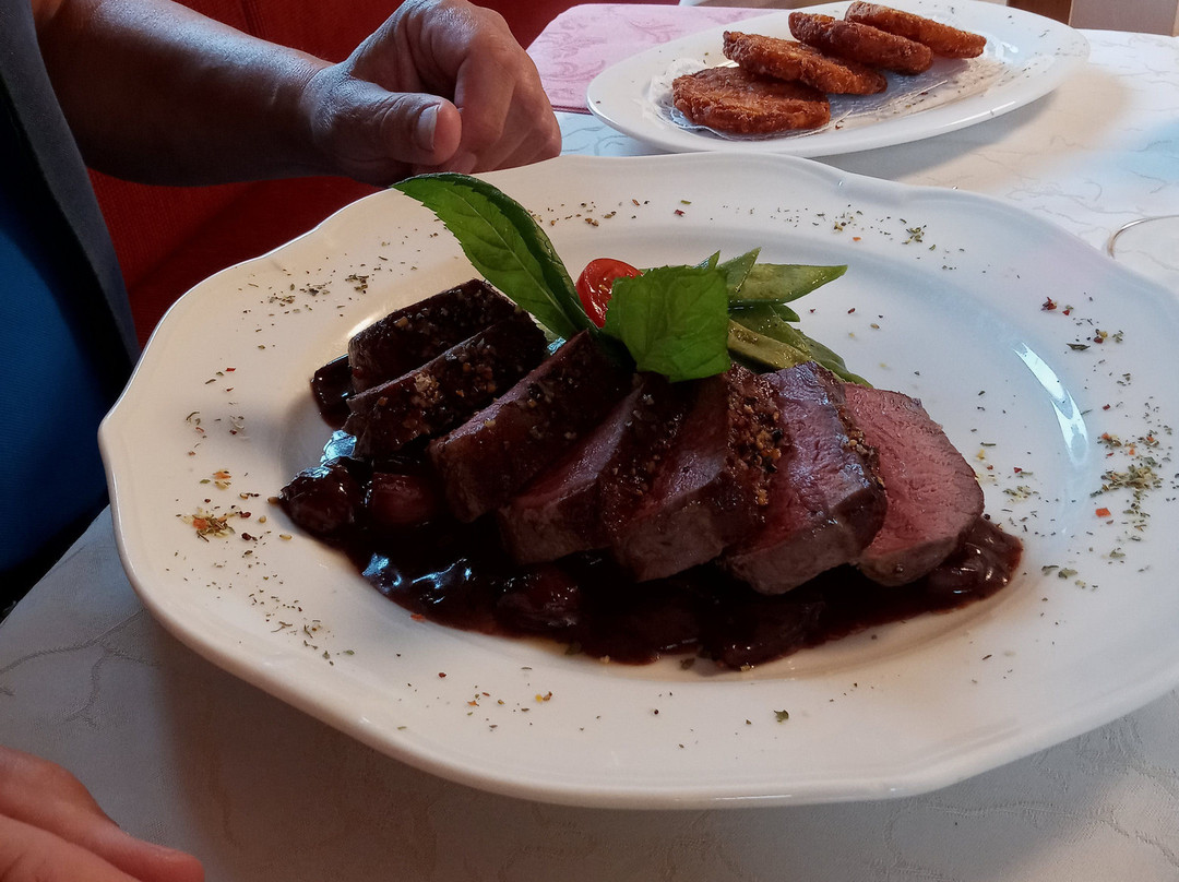 Gasthof-Pension Alpenrose