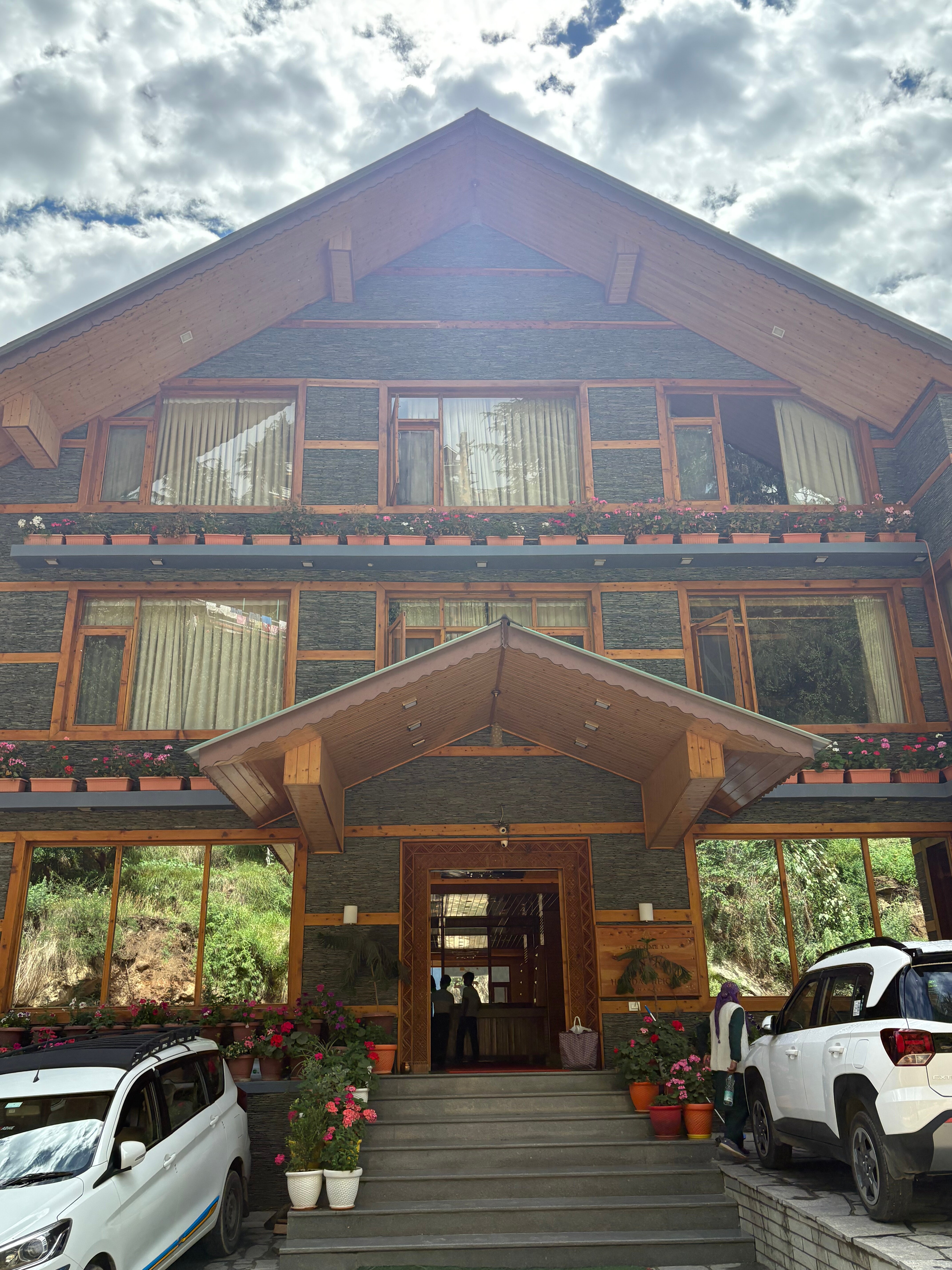 Holiday Heights & Spa Manali-浴室