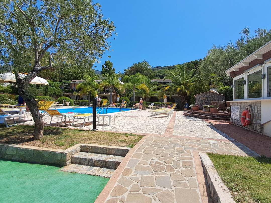 Residence and B&B Villamirella主图