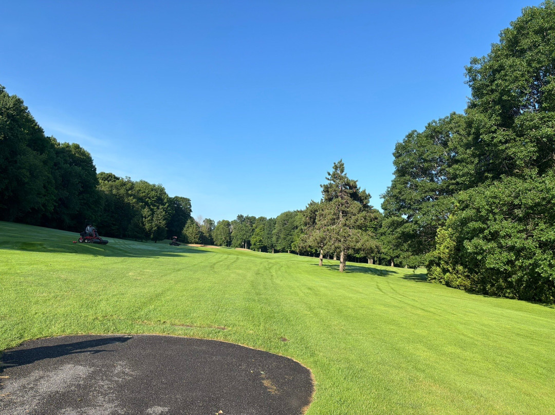 Hawkesbury Golf & Curling Club