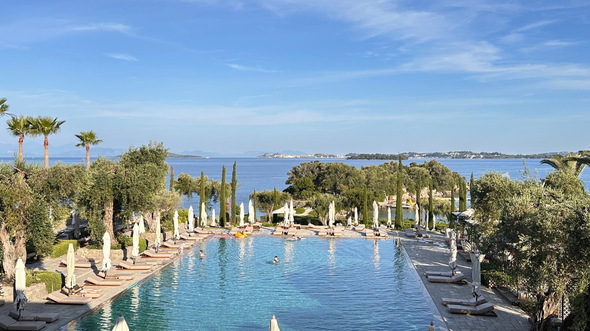 Corfu Imperial-泳池