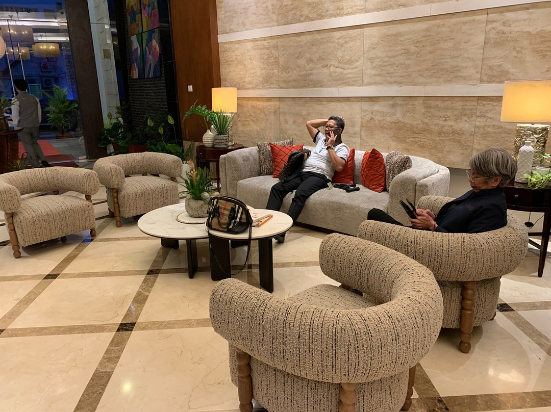 大道广场酒店主图