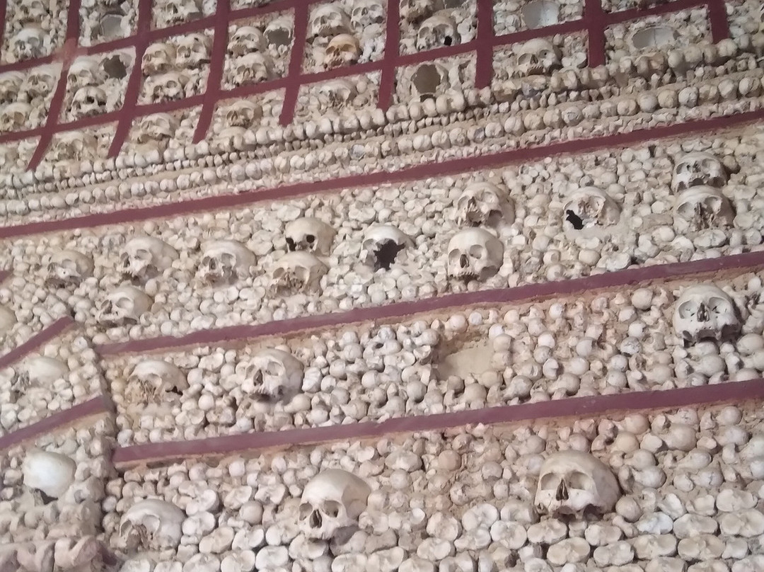Capela dos Ossos-法罗必去景点