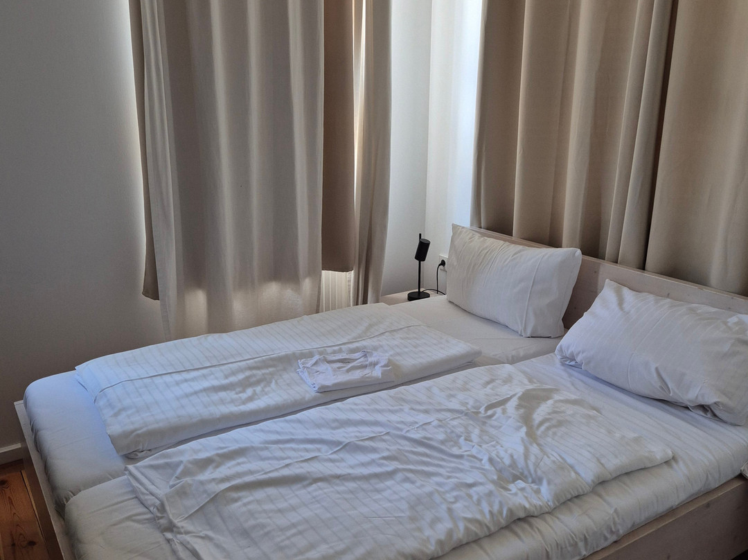 LoewenThor Hotel Hahn主图