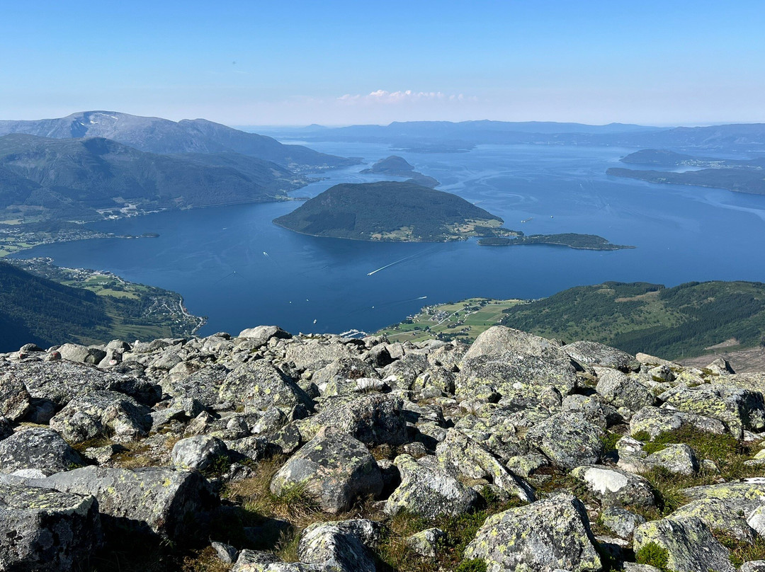 Melderskin (1426 moh)-Rosendal必去景点