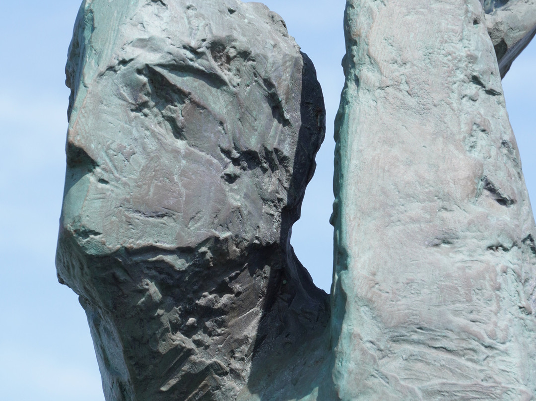 Höfn Universe Sculpture-赫本必去景点